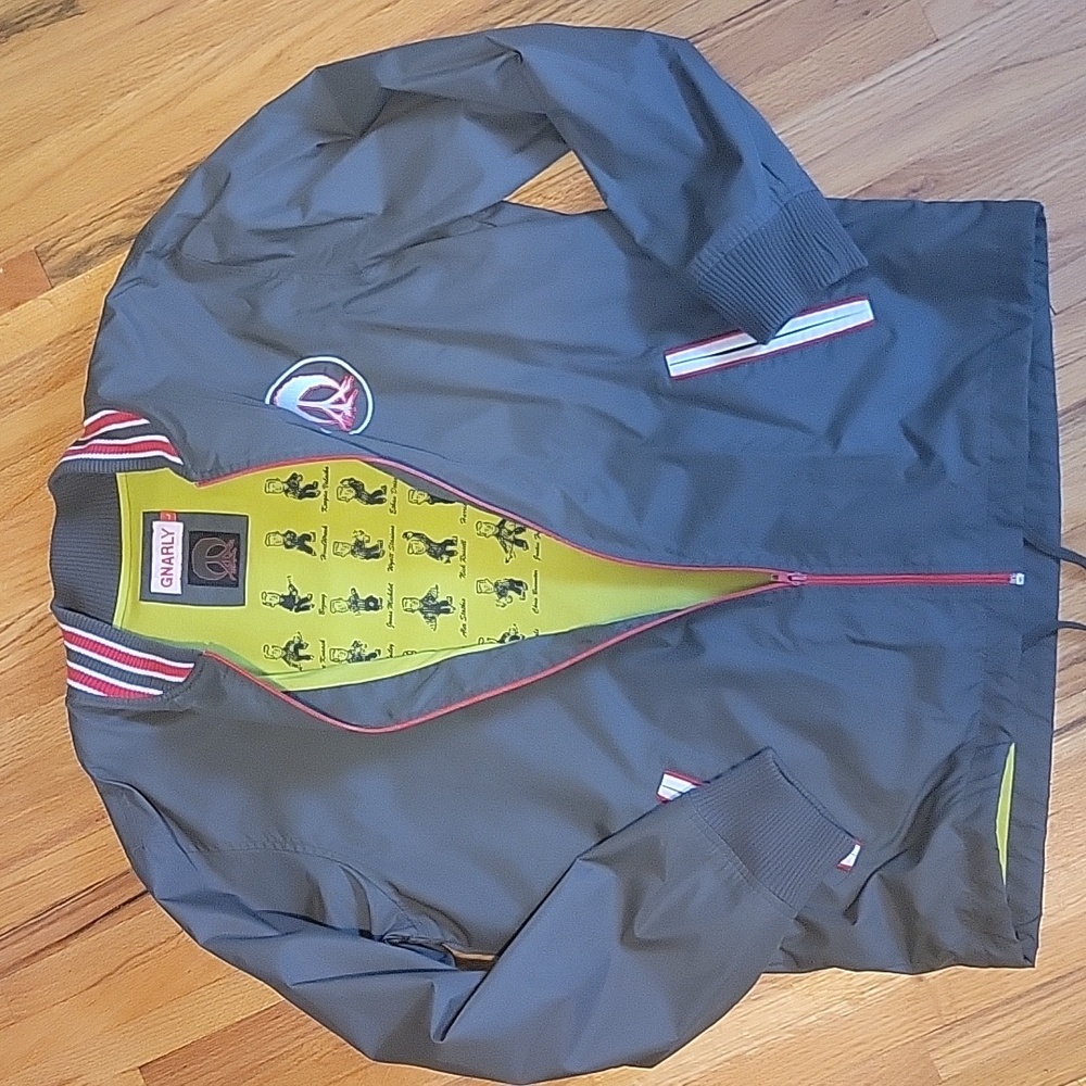 Gnarly Jacket Large Excellent Condition - Picture 2 of 9